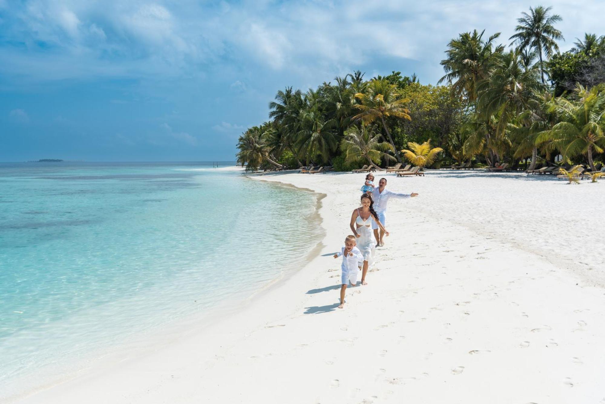 Bandos Maldives - One Way Transfer Free For Stays From 1St May Till 30Th Sept 2025 Bandos Island Kültér fotó