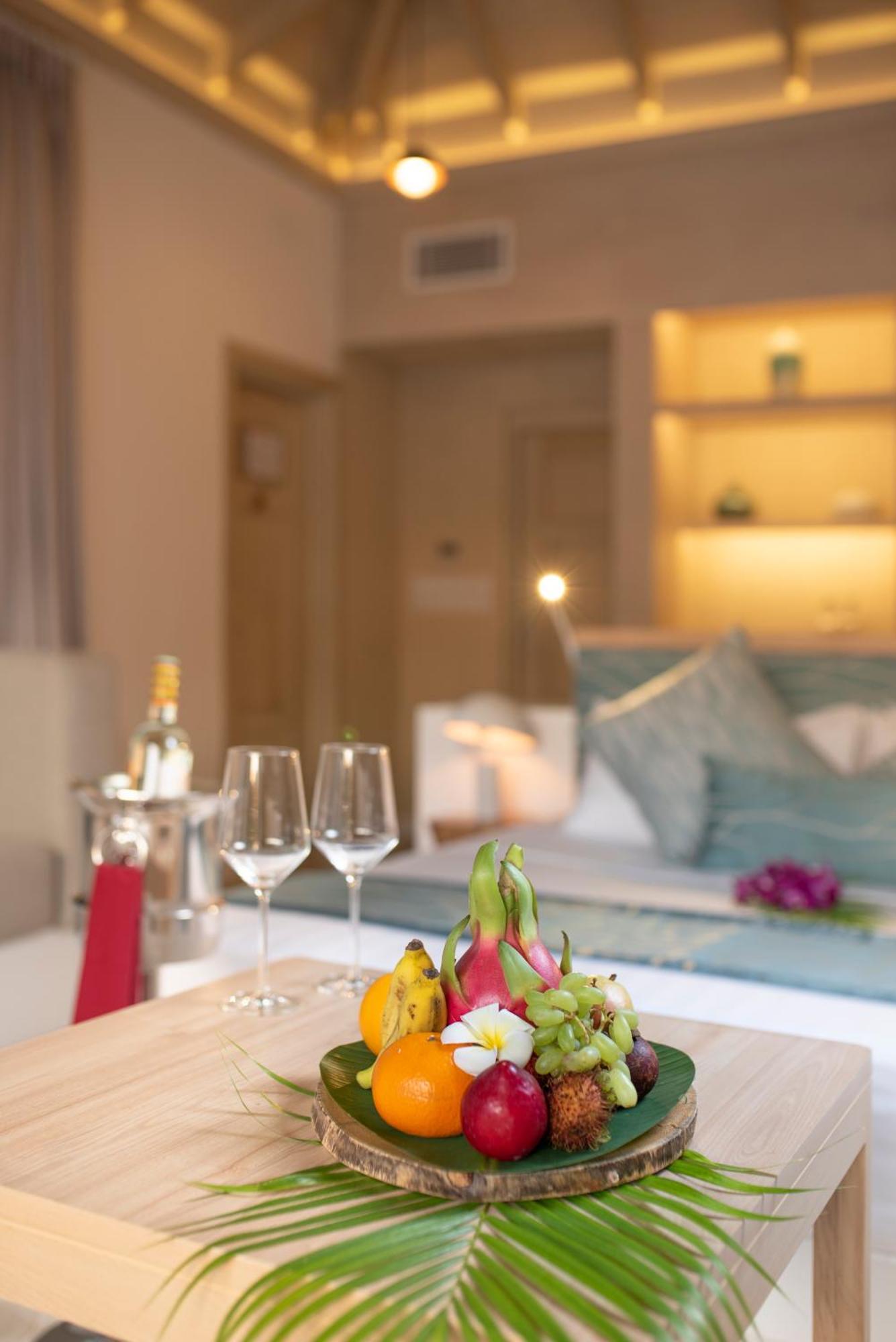 Bandos Maldives - One Way Transfer Free For Stays From 1St May Till 30Th Sept 2025 Bandos Island Kültér fotó